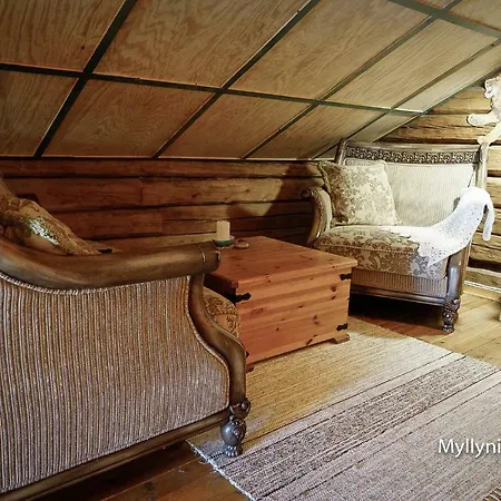 Myllyniitty Loghouse Villa Rovaniemi