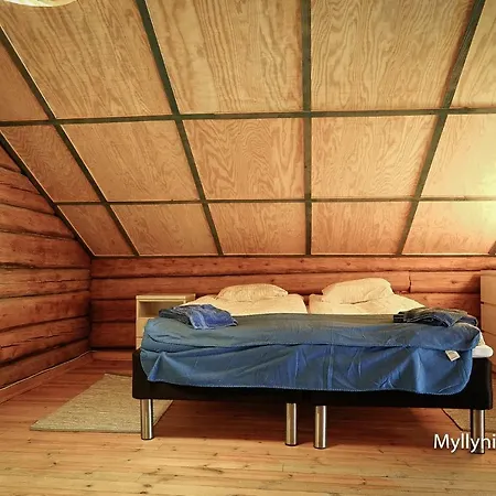 Myllyniitty Loghouse Villa Rovaniemi